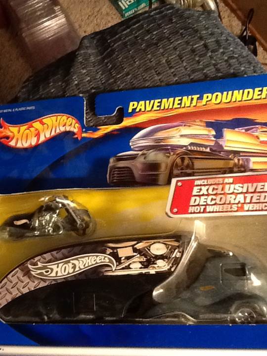 Scorchin Scooter - Pavement Pounders toy car collectible - Main Image 1