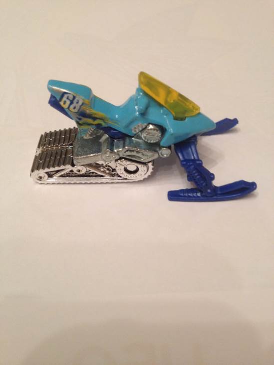 Snow Ride - 2013 - HW Stunt - Moto toy car collectible - Main Image 2