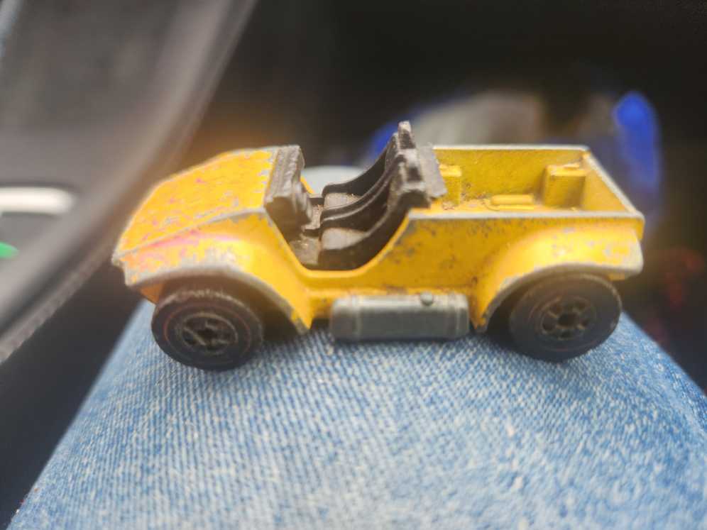 Sand Drifter - Flyings Colors toy car collectible - Main Image 3