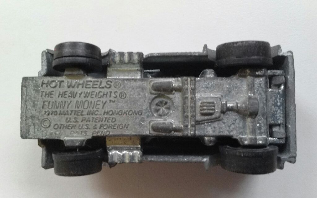 Funny Money - Flying Colors toy car collectible - Main Image 2