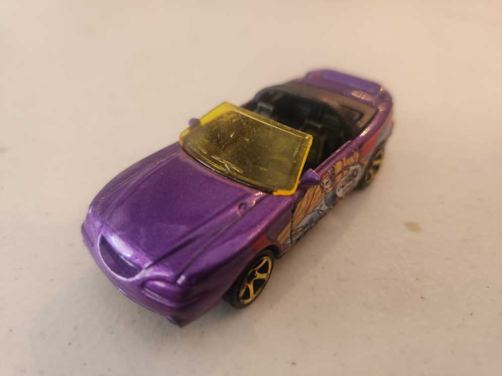 Ford Mustang Cobra Convertible - Batman toy car collectible - Main Image 2
