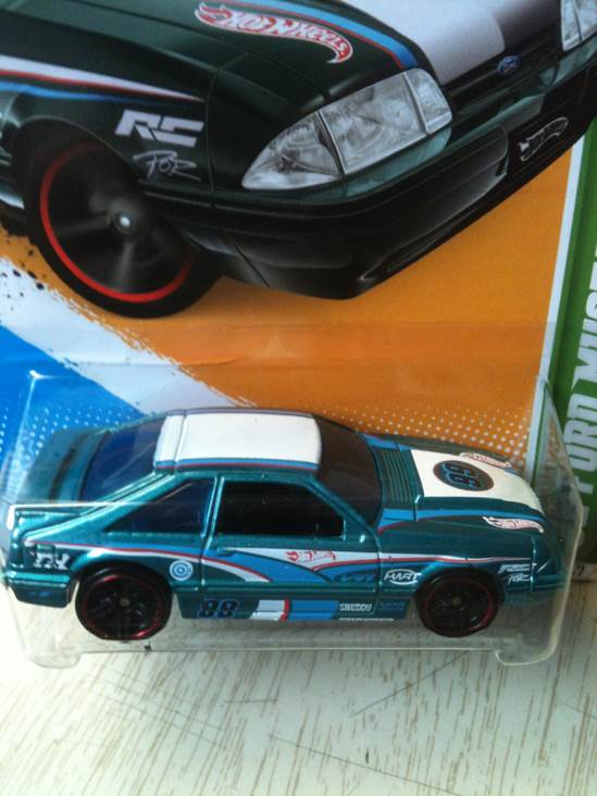 2012 Reg Treasure Hunt - 2012 Reg Treasure Hunt Series toy car collectible - Main Image 2