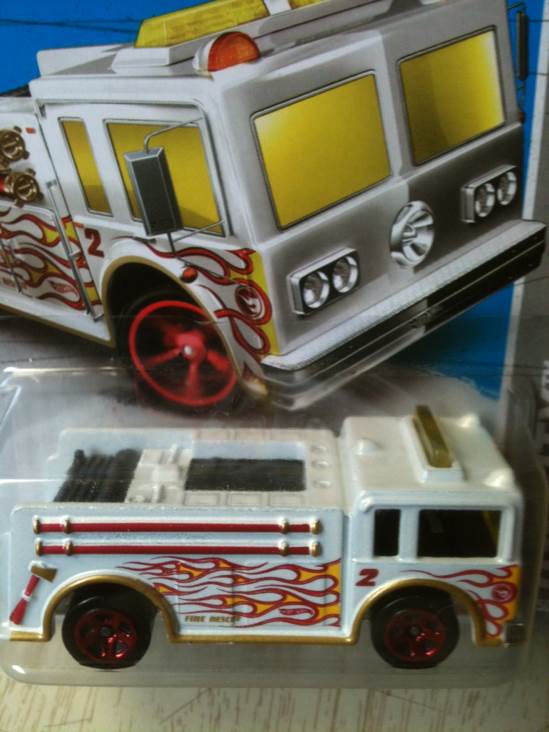 2013 Reg Treasure Hunt - HW: City toy car collectible - Main Image 2