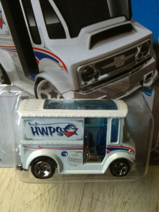 2013 Reg Treasure Hunt - 2013 Reg Treasure Hunt Series toy car collectible - Main Image 2