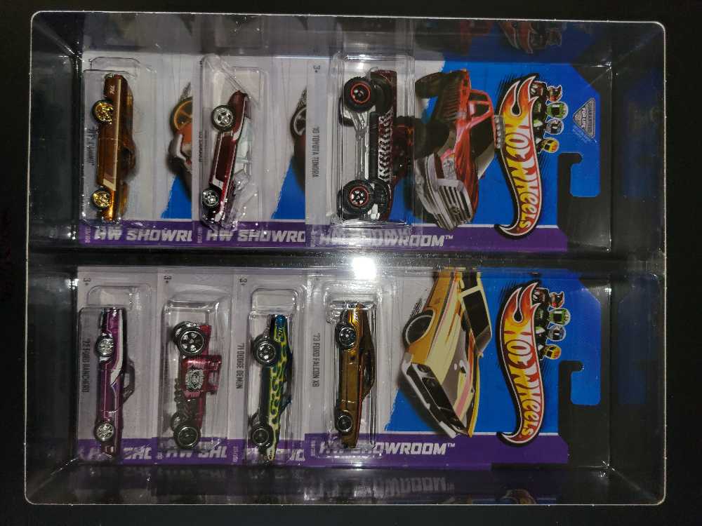 ’73 Ford Falcon XB - HW Showroom toy car collectible - Main Image 3