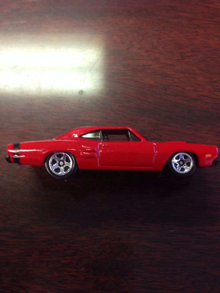 Dodge Cornet Super Bee ‘69 - 100% Hot Wheels toy car collectible - Main Image 2