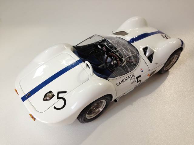 Maserati Tipo 61 toy car collectible - Main Image 2