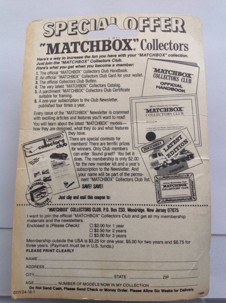 Mercedes Container Truck - Matchbox 1-75 toy car collectible - Main Image 2