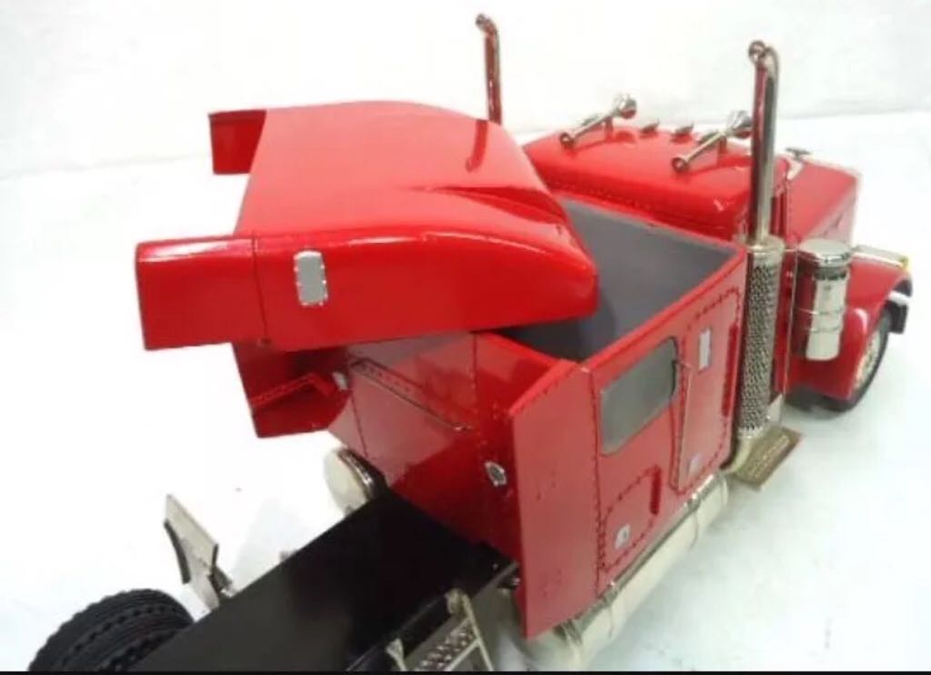 Peterbilt  toy car collectible - Main Image 2