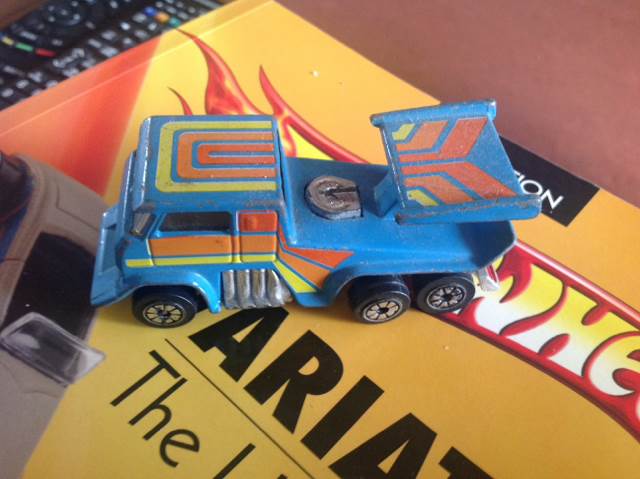 Drag Truck  toy car collectible - Main Image 1