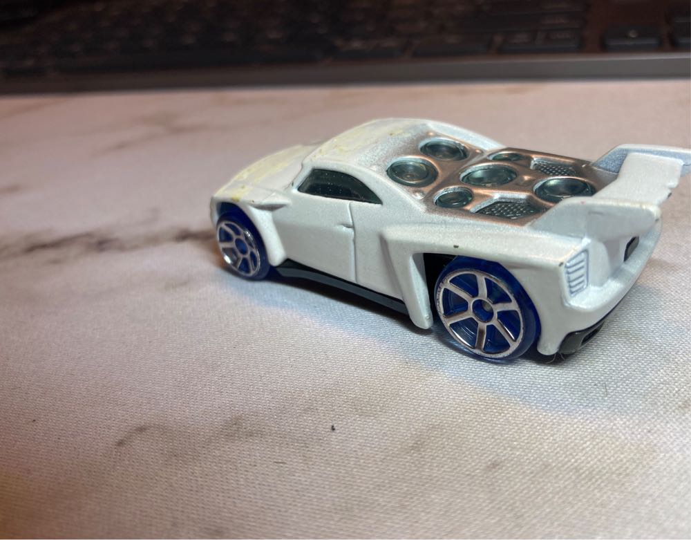 Bassline - Mcdonalds Acceleracers toy car collectible - Main Image 2