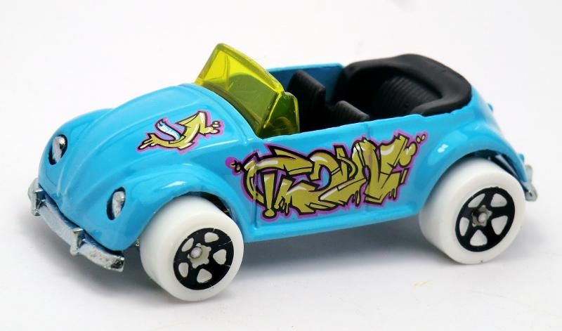 Volkswagen Beetle - 2013 HW City - Grafffiti Riders toy car collectible - Main Image 2