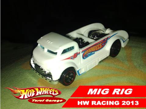 Mig Rig - 2013 Hw Racing toy car collectible - Main Image 1