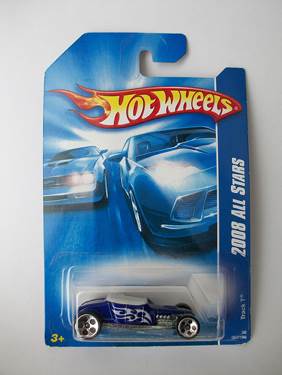 Track T - Hot Wheels Stars Series toy car collectible - Main Image 1