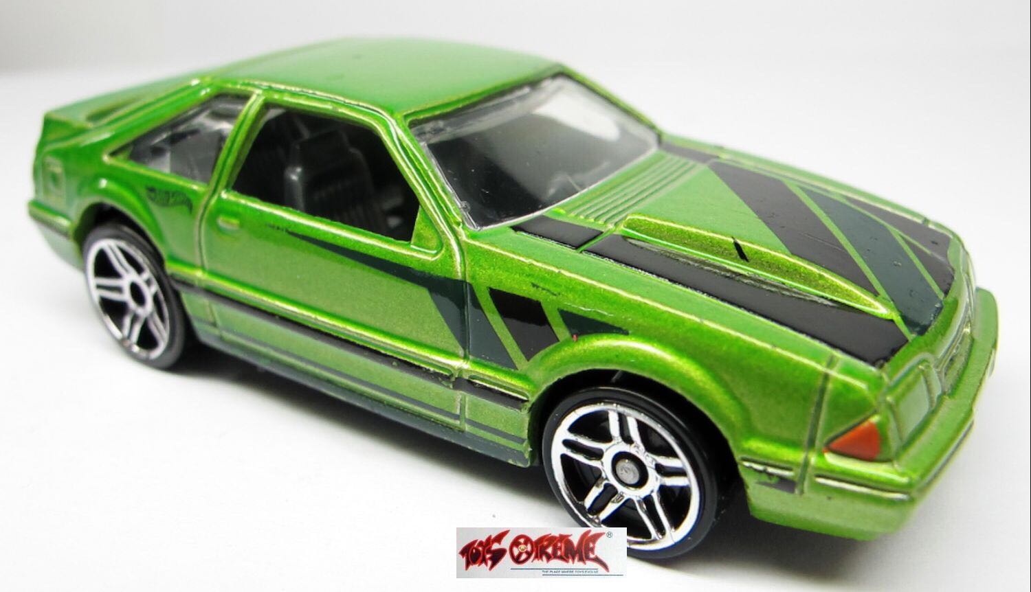 ‘92 Ford Mustang - HW The 90’s toy car collectible - Main Image 4