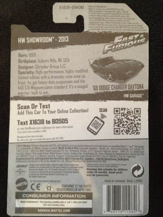 ’69 Dodge Charger Daytona - HW Garage toy car collectible - Main Image 2