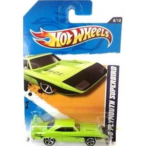 Lewis Hamilton with Metallic Finish