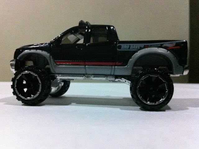 ’10 Toyota Tundra - 2012 New Models toy car collectible - Main Image 2
