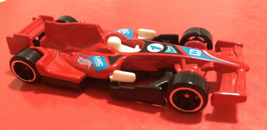129/250 F1 Racer - HW Racing ’13 toy car collectible - Main Image 2