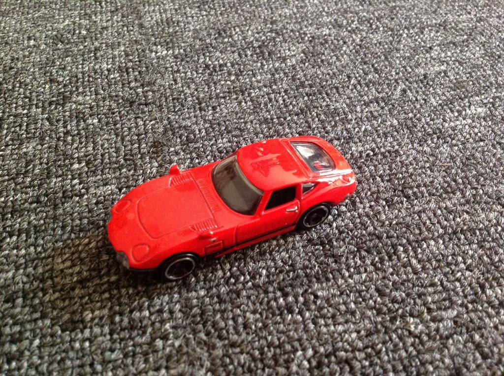 Toyota 2000 GT - 2013 HW Showroom toy car collectible - Main Image 2