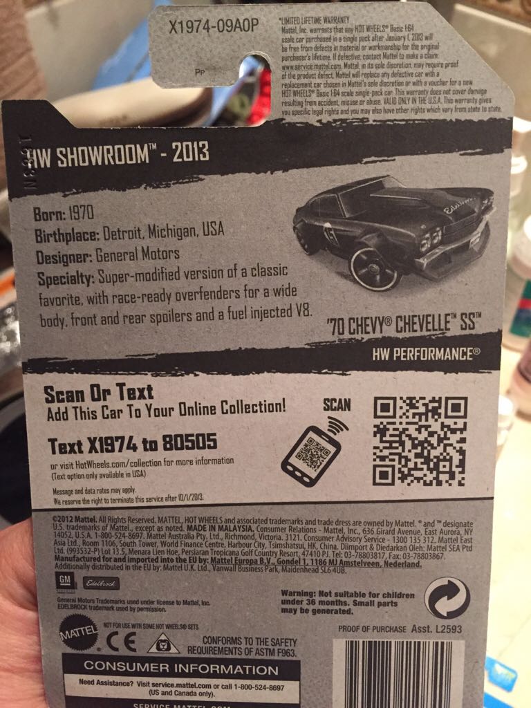 Chevy Chevelle SS Race Car, 1970 - HW Showroom toy car collectible - Main Image 2