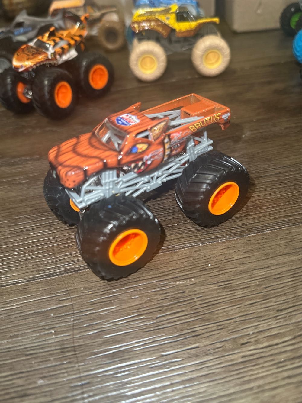 Brutus - Frankie toy car collectible - Main Image 4