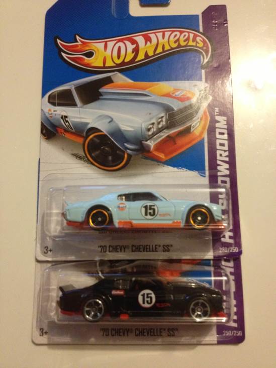 250/250 70 Chevy Chevelle SS - 2013 HW Showroom toy car collectible - Main Image 1