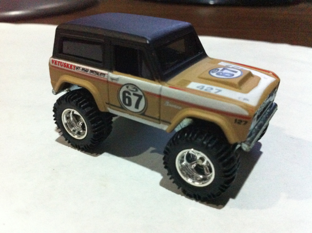 ’67 Ford Bronco - 2011 Hot Wheels Garage toy car collectible - Main Image 1