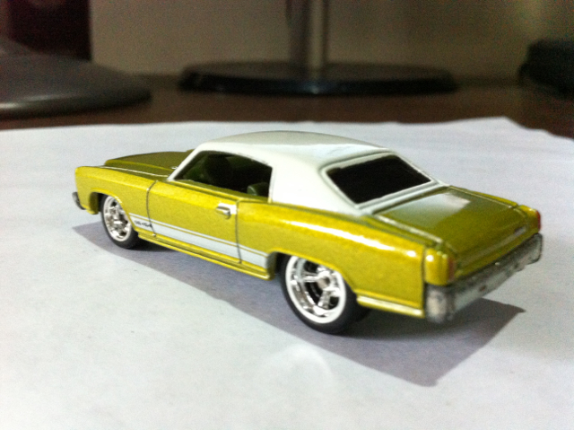 ‘70 Chevy Monte Carlo (34.9g) - ‘19 Fast & Furious toy car collectible - Main Image 2