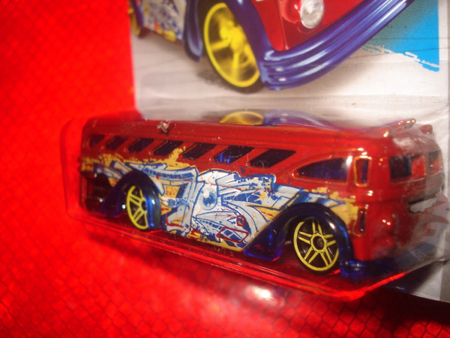 Surf’s Up Bus - Graffiti Rides toy car collectible - Main Image 2