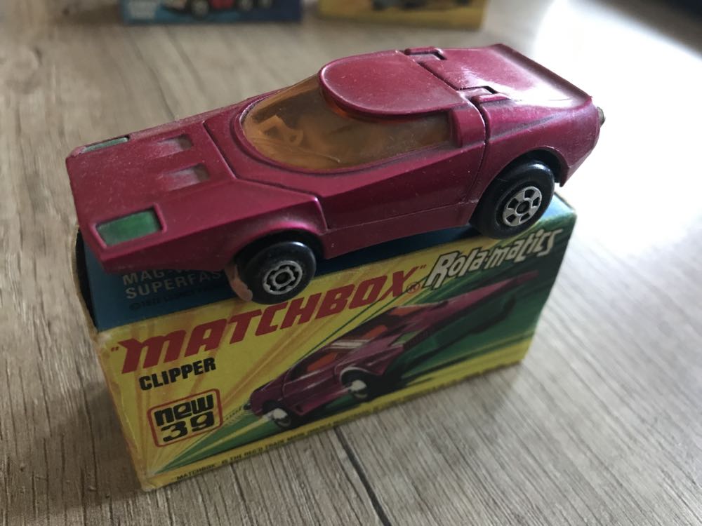 Clipper - Black Wall toy car collectible - Main Image 3