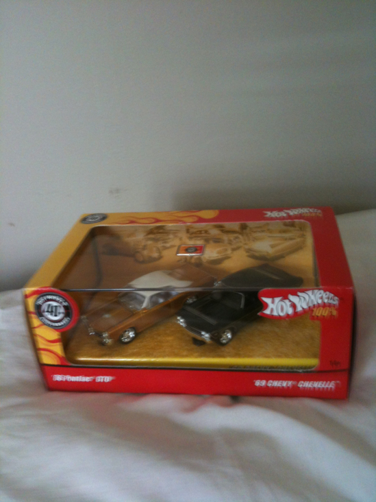 Car Show - 40th Anniversary toy car collectible - Main Image 2