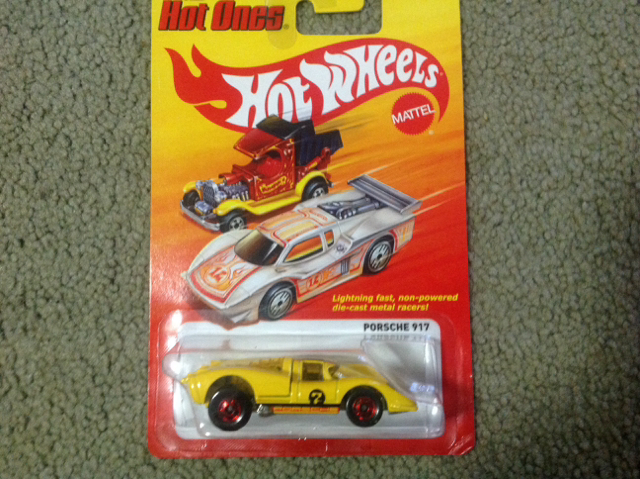 Porshe 917 - 2012 The Hot Ones toy car collectible - Main Image 1