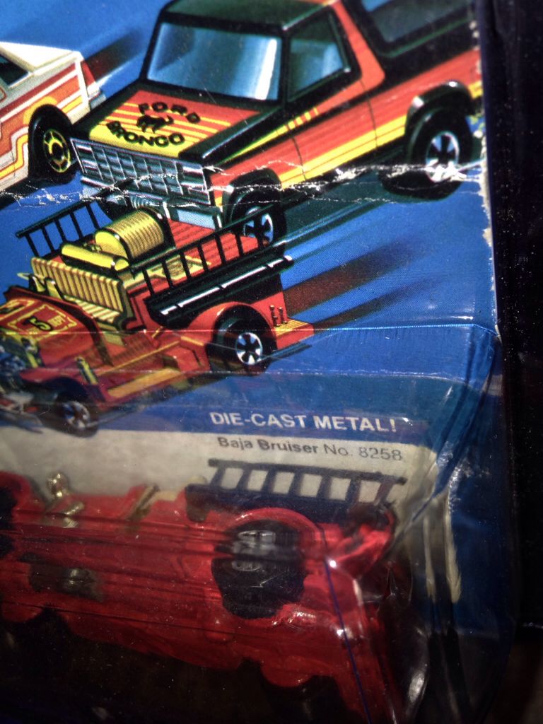Old Number 5 - 1980 Hot Wheels toy car collectible - Main Image 2