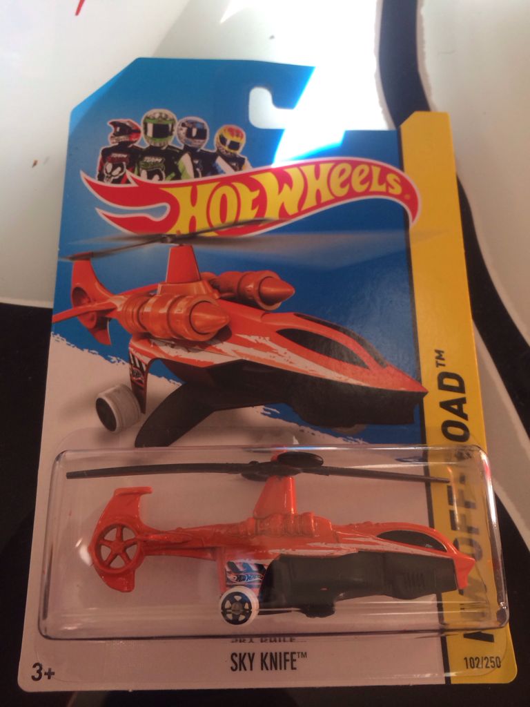 Sky Knife - 2014 - HW Off-Road - Stunt Circuit toy car collectible - Main Image 2