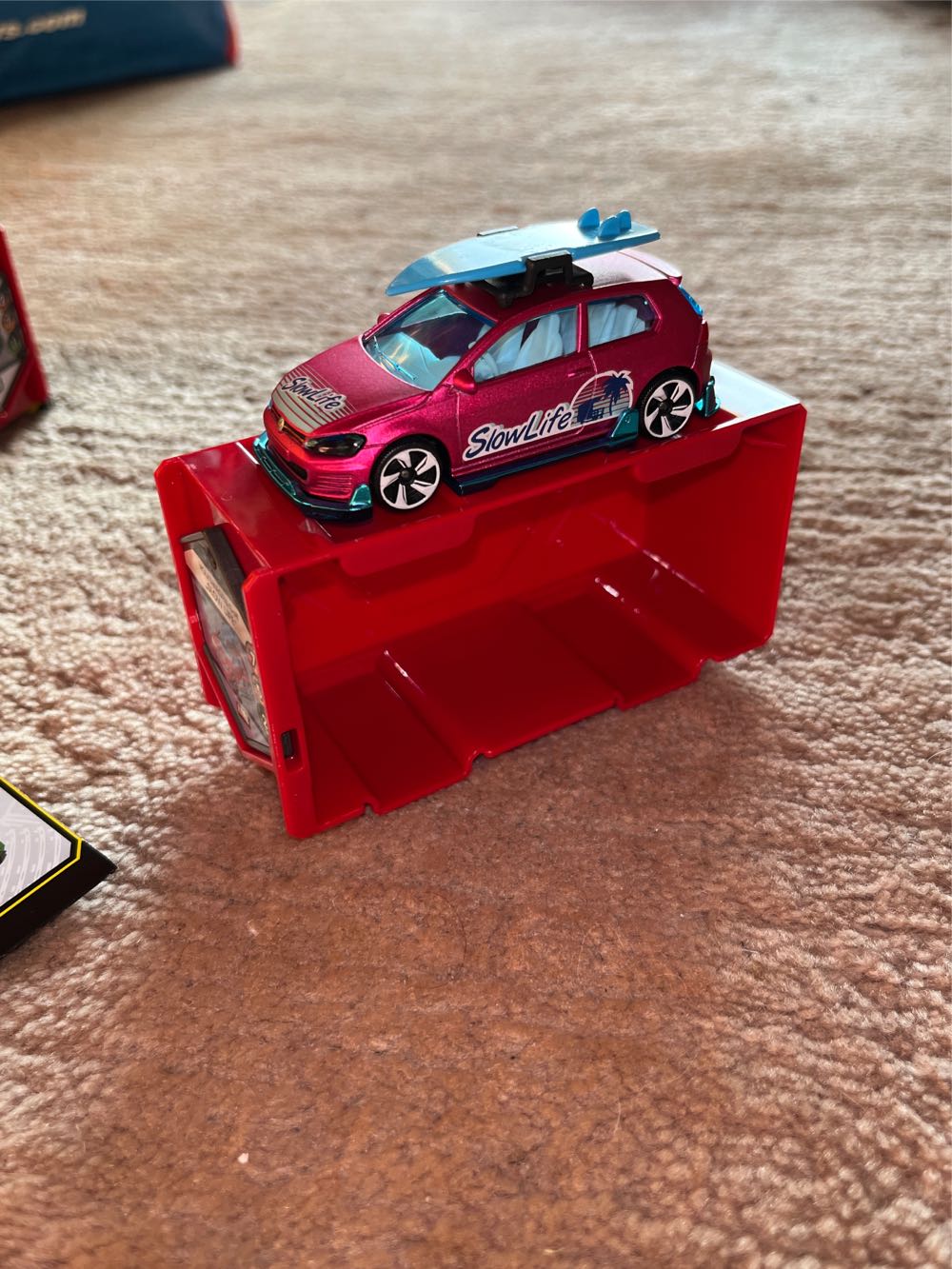 VW Golf Slow Life - Tune Up 2 toy car collectible [Barcode 3467452066164] - Main Image 3