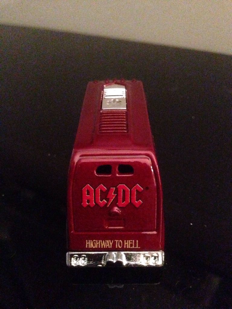 Acdc - 2013 Retro Entertainment toy car collectible - Main Image 2
