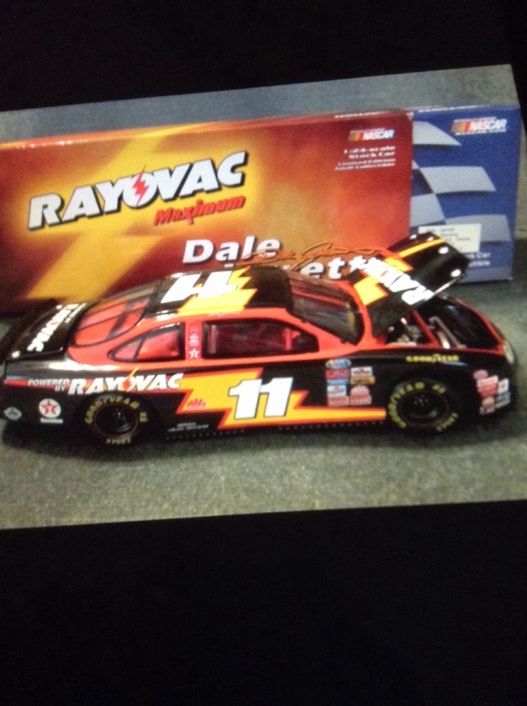 Dale Jarrett #11Rayovac Maximum 1999 Ford Taurus  - Busch Series toy car collectible - Main Image 2