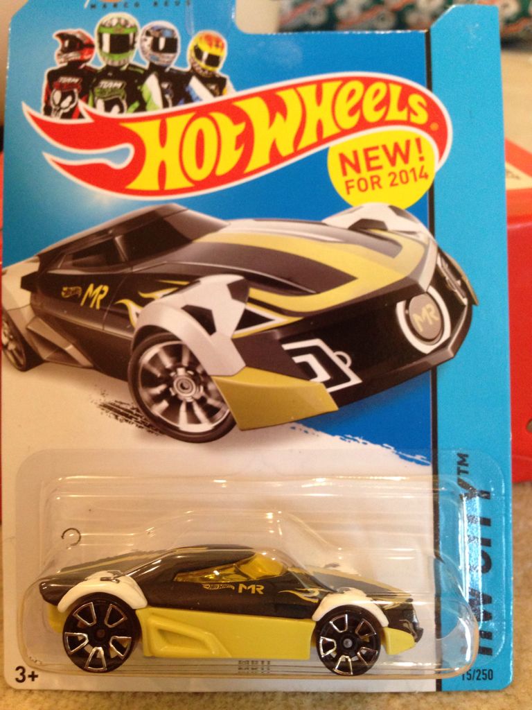 Aston Martin V8 Volante