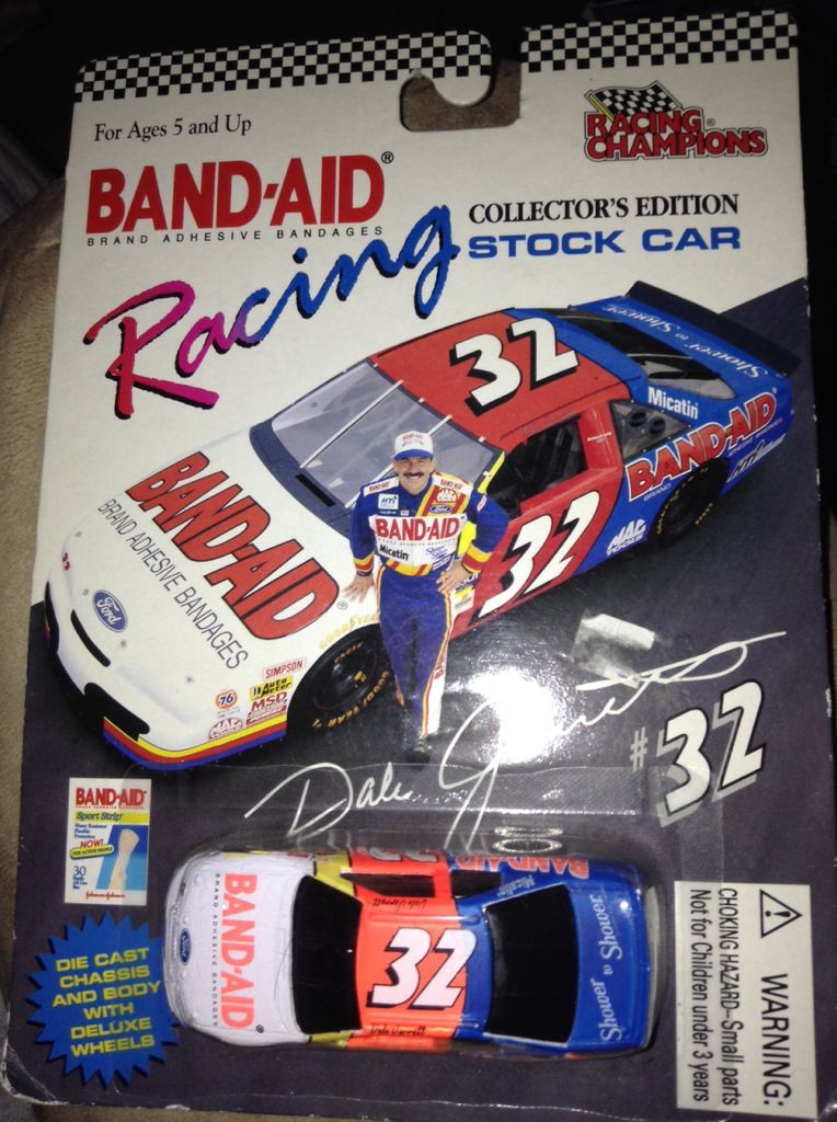Dale Jarrett #32 Band-Aid  - Busch Series toy car collectible - Main Image 2