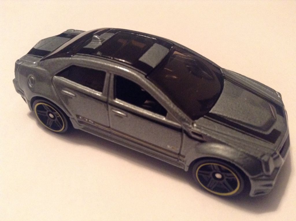 Loose Cadillac CTS-V - HW WORKSHOP toy car collectible - Main Image 1