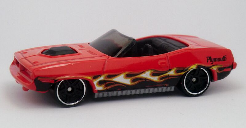 Hot Wheels HW Showroom - Heat Fleet toy car collectible - Main Image 2