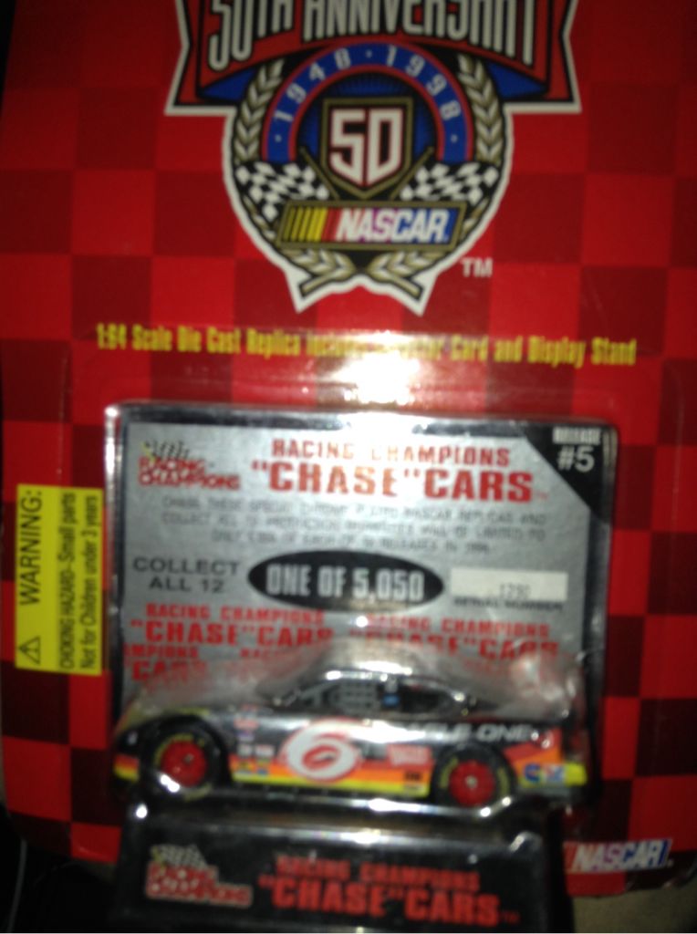 Mark Martin Eagal One 1/64  - NASCAR Sprint Cup Series toy car collectible - Main Image 2
