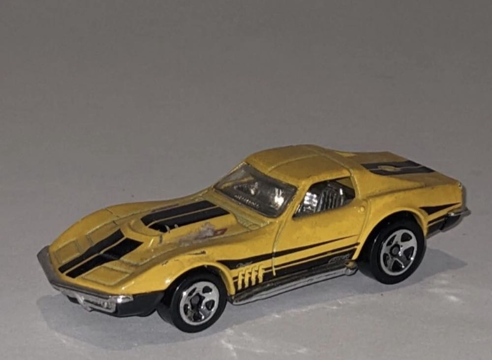 Chevrolet Corvette ‘69 - HW: Showroom - 60 Corvette toy car collectible - Main Image 3