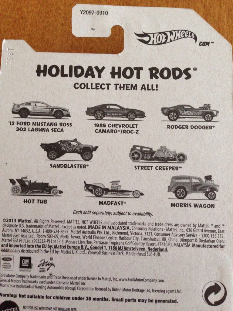 Holiday Hot Rods Hot Tub - Holiday Hot Rods toy car collectible - Main Image 2