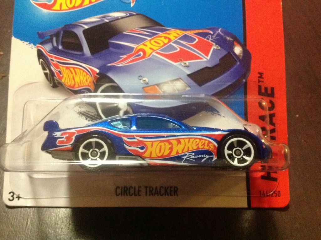 Circle Tracker - HW Race Team toy car collectible - Main Image 1