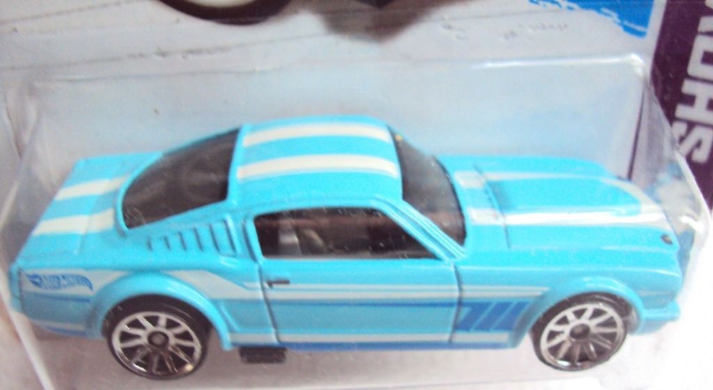 Hot Wheels HW Showroom - Muscle Mania toy car collectible - Main Image 2