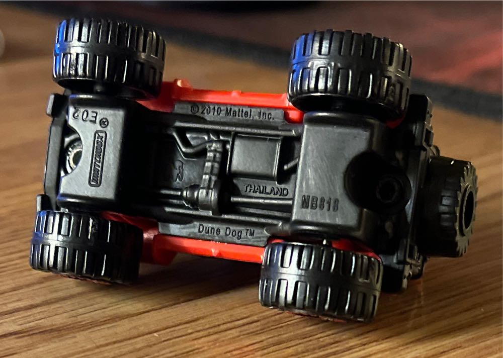 Dune Dog - 5-Pack: Jungle Adventure toy car collectible - Main Image 3