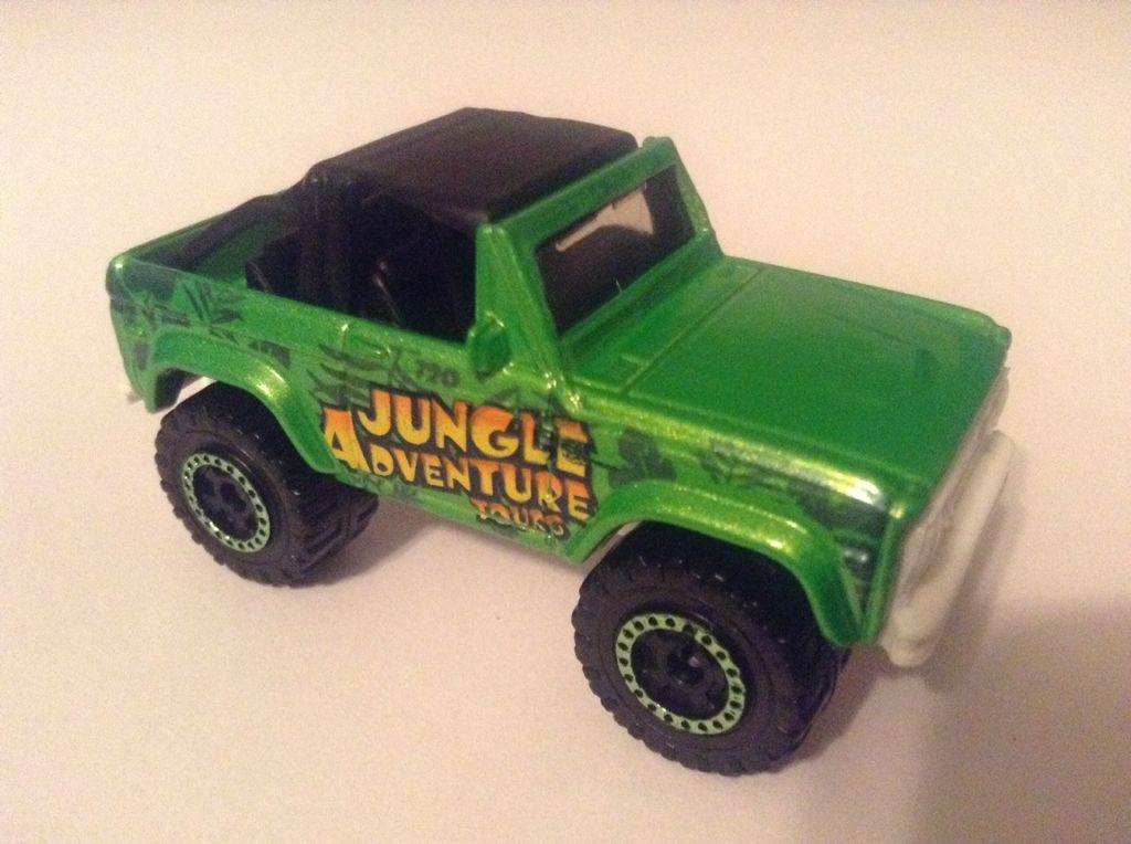 Ford Bronco 4x4, 1972  toy car collectible - Main Image 1