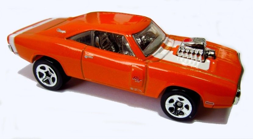 ’70 Dodge Charger R/T - 2011 New Models toy car collectible - Main Image 1